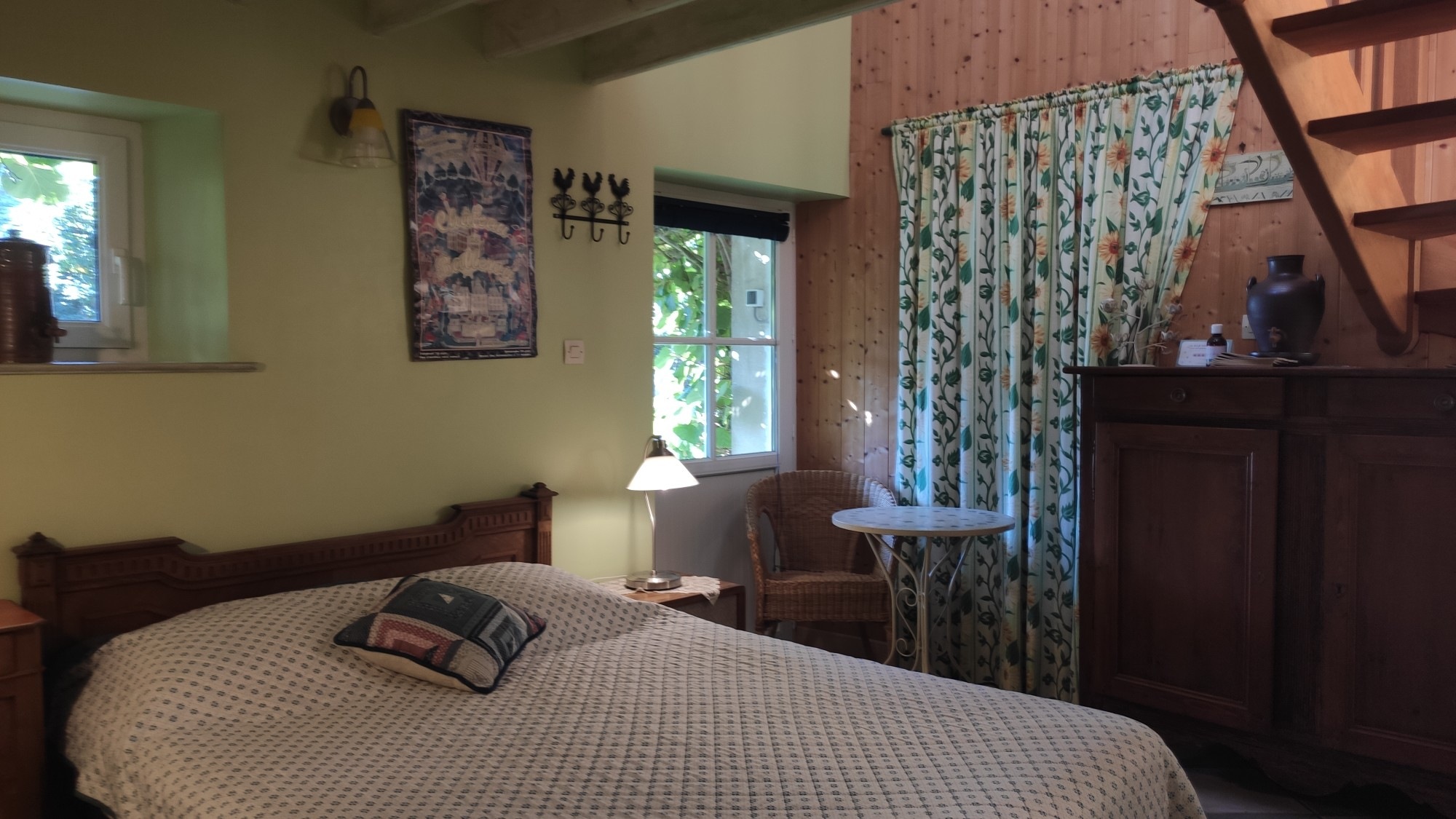 chambre-famille-5-personnes-fereme-ecologique-bayeux